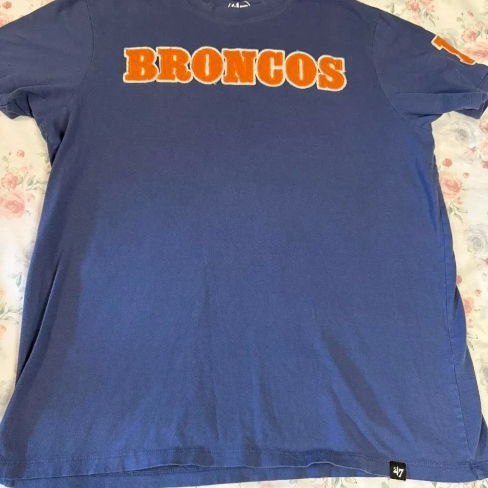 Denver Broncos T-Shirt Blue NFL '47 Brand Graphic Tee Women's Size S